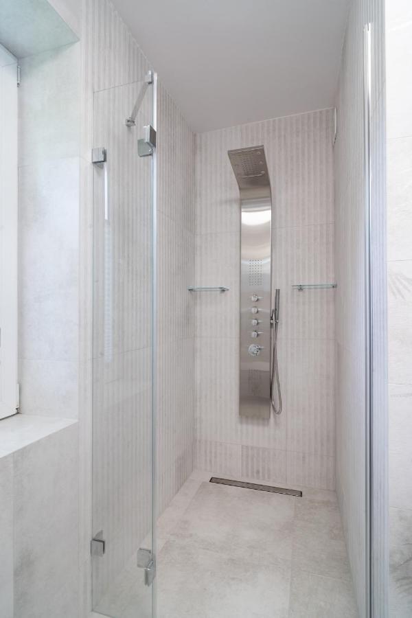 Apartament Zielony Przyladek Brwinow Екстериор снимка